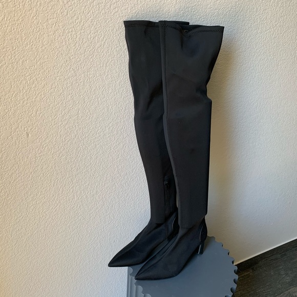 $52🔥Over the knee black stretch boots size 8.5 - Picture 1 of 6